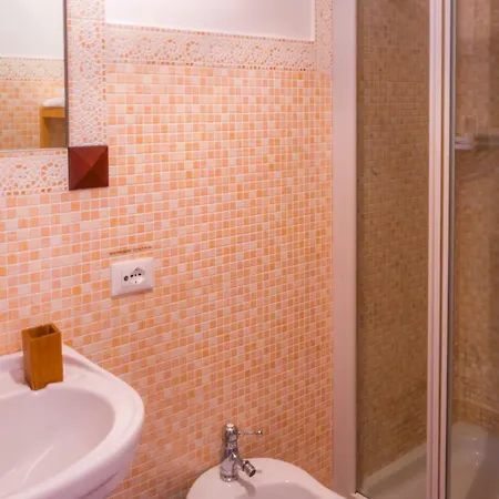 Melo Abbrescia Apartment
